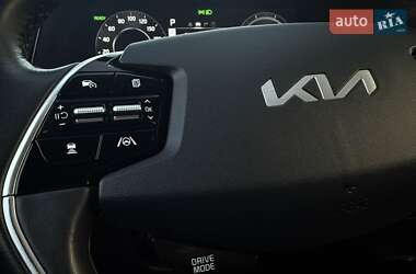 Внедорожник / Кроссовер Kia Niro 2023 в 