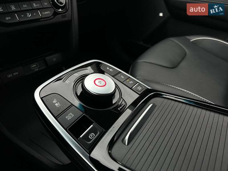 Внедорожник / Кроссовер Kia Niro 2021 в Львове