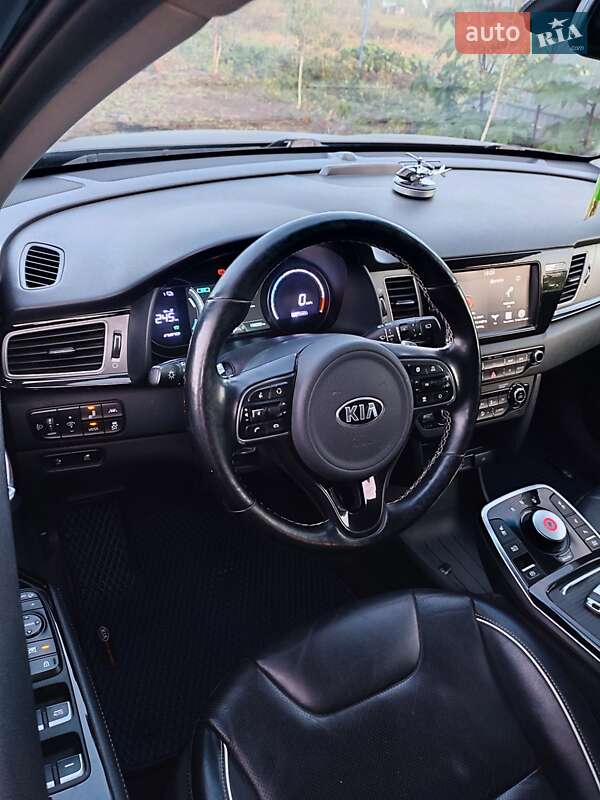 Внедорожник / Кроссовер Kia Niro 2018 в Ильинцах фото 2 Внедорожник / Кроссовер Kia Niro 2018 в Ильинцах