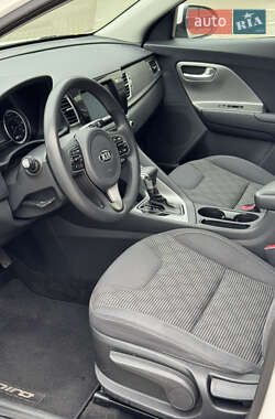 Внедорожник / Кроссовер Kia Niro 2019 в 