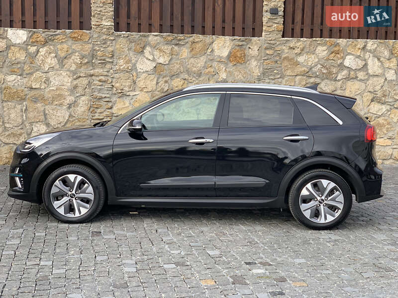 Внедорожник / Кроссовер Kia Niro 2020 в Ровно фото 5 Внедорожник / Кроссовер Kia Niro 2020 в Ровно