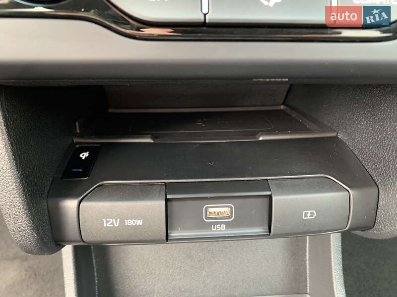 Внедорожник / Кроссовер Kia Niro 2020 в Ровно фото 36 Внедорожник / Кроссовер Kia Niro 2020 в Ровно