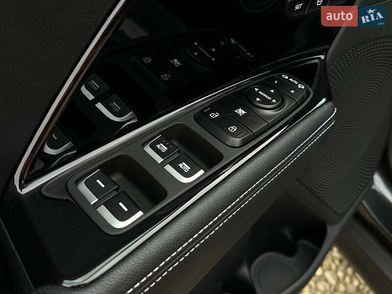 Позашляховик / Кросовер Kia Niro 2021 в Львові