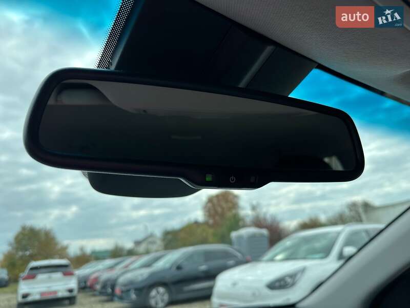 Позашляховик / Кросовер Kia Niro 2021 в Львові