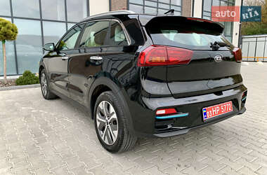 Позашляховик / Кросовер Kia Niro 2021 в 