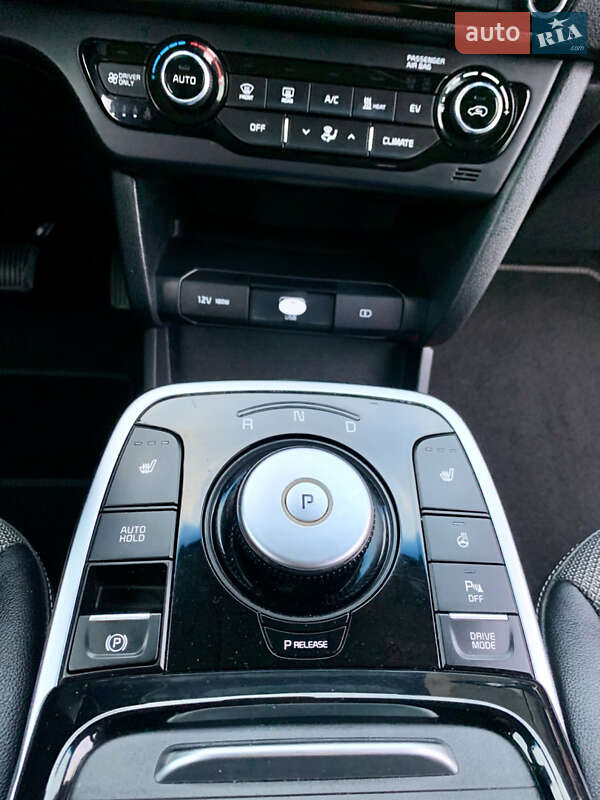 Позашляховик / Кросовер Kia Niro 2021 в Тернополі