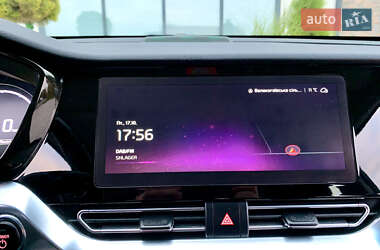 Позашляховик / Кросовер Kia Niro 2021 в 