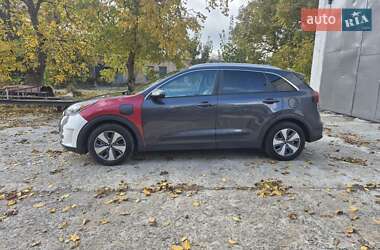 Позашляховик / Кросовер Kia Niro 2019 в 