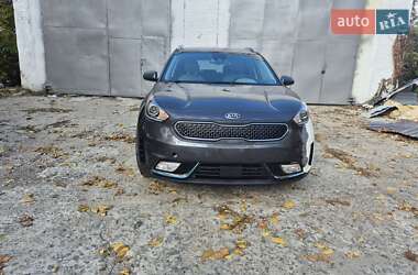 Позашляховик / Кросовер Kia Niro 2019 в 