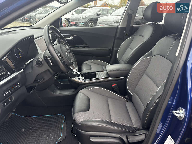 Позашляховик / Кросовер Kia Niro 2020 в Львові фото 26 Позашляховик / Кросовер Kia Niro 2020 в Львові