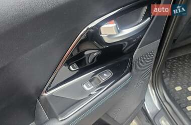 Внедорожник / Кроссовер Kia Niro 2021 в 