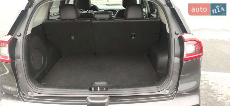 Позашляховик / Кросовер Kia Niro 2019 в Дніпрі фото 11 Позашляховик / Кросовер Kia Niro 2019 в Дніпрі