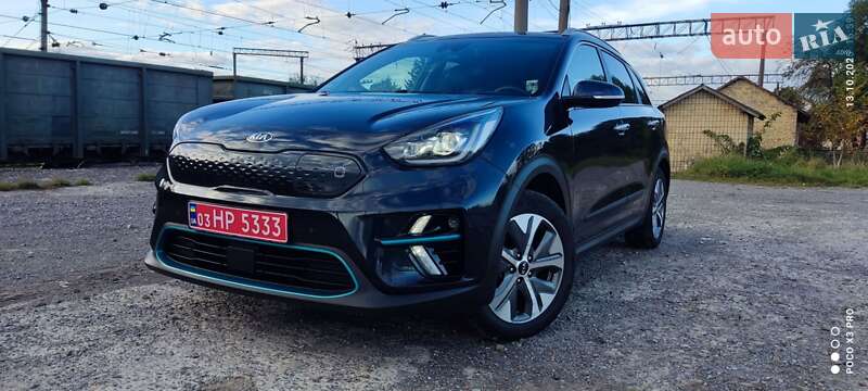 Позашляховик / Кросовер Kia Niro 2020 в Городку
