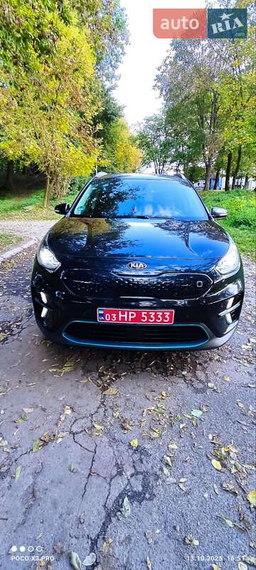 Позашляховик / Кросовер Kia Niro 2020 в Городку