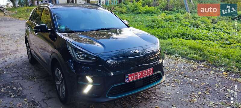 Позашляховик / Кросовер Kia Niro 2020 в Городку