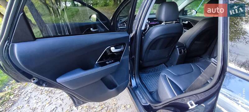 Позашляховик / Кросовер Kia Niro 2020 в Городку