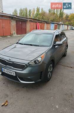 Внедорожник / Кроссовер Kia Niro 2017 в Виннице