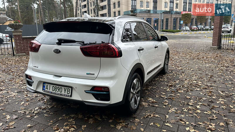 Внедорожник / Кроссовер Kia Niro 2020 в Ирпене