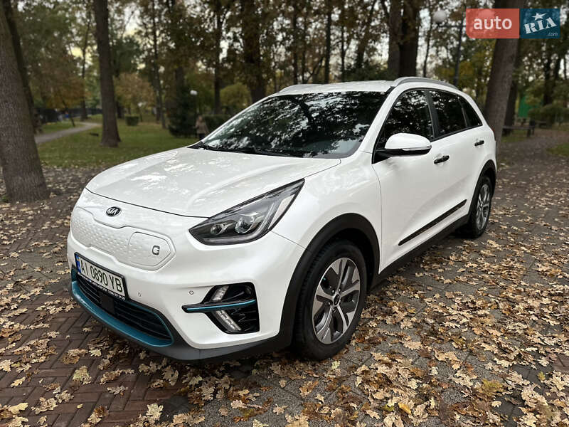 Внедорожник / Кроссовер Kia Niro 2020 в Ирпене