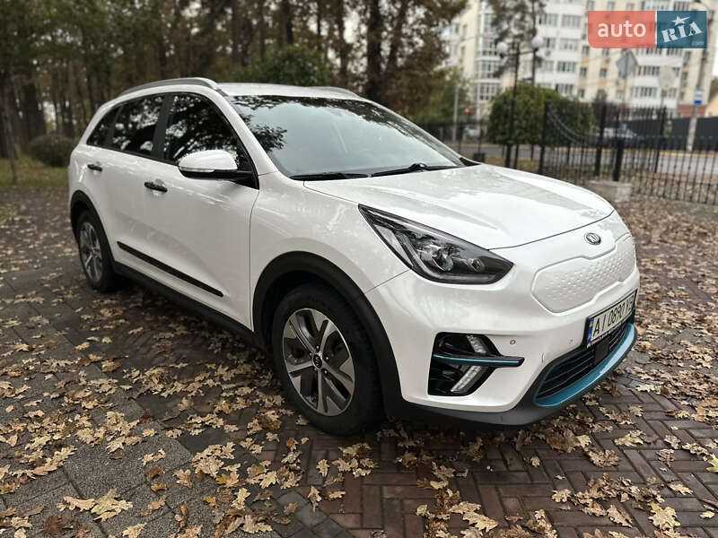 Внедорожник / Кроссовер Kia Niro 2020 в Ирпене