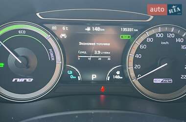 Позашляховик / Кросовер Kia Niro 2018 в  фото 24 Позашляховик / Кросовер Kia Niro 2018 в