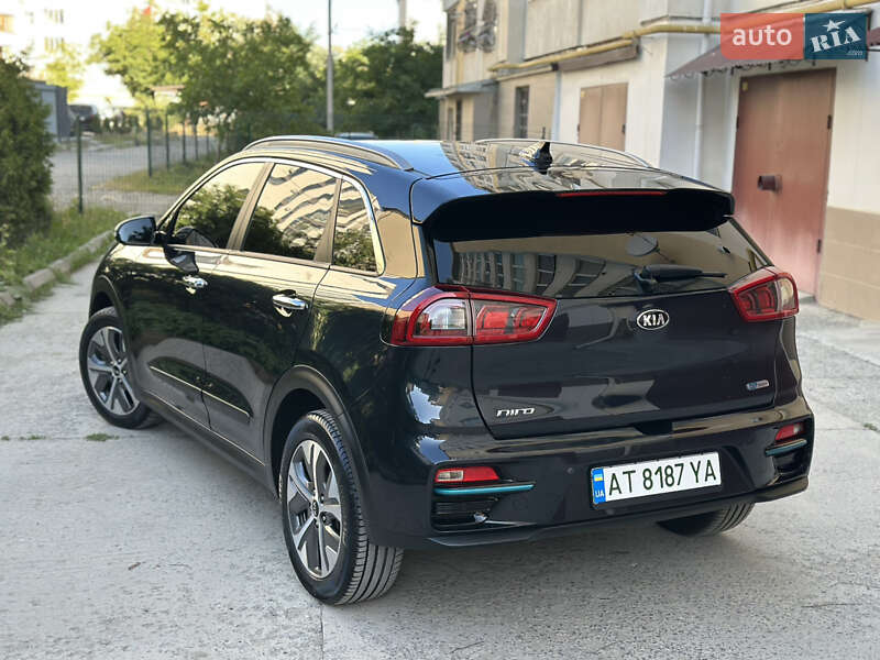 Позашляховик / Кросовер Kia Niro 2019 в Івано-Франківську