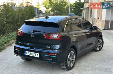 Позашляховик / Кросовер Kia Niro 2019 в 