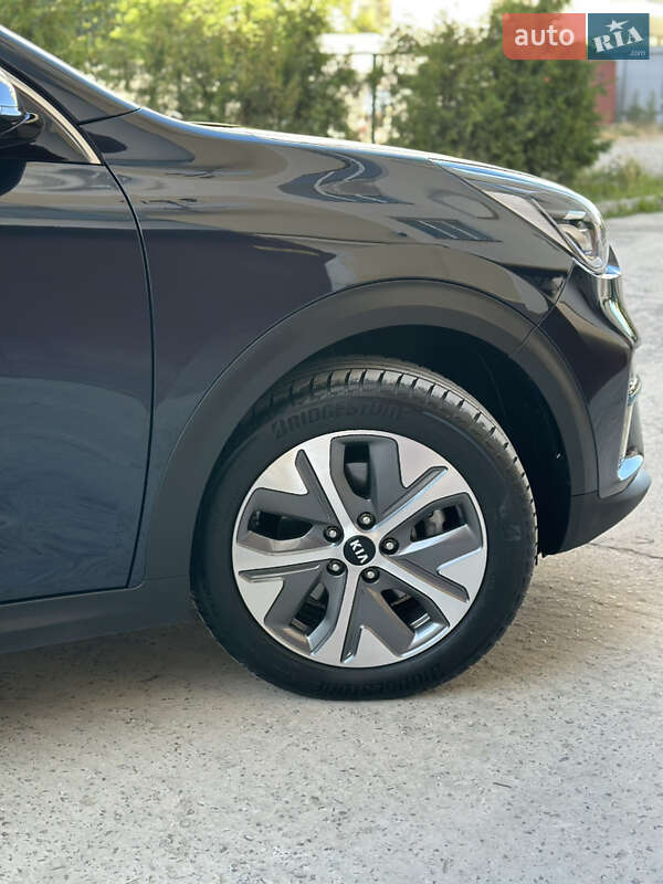 Позашляховик / Кросовер Kia Niro 2019 в Івано-Франківську