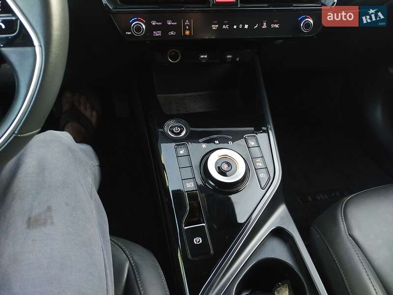 Внедорожник / Кроссовер Kia Niro 2024 в Каменском