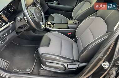 Внедорожник / Кроссовер Kia Niro 2021 в 