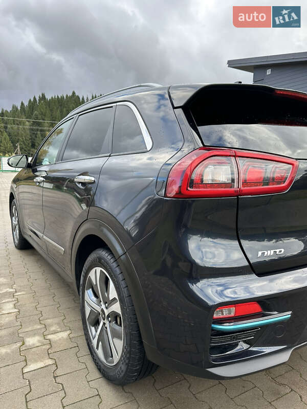 Внедорожник / Кроссовер Kia Niro 2019 в Львове