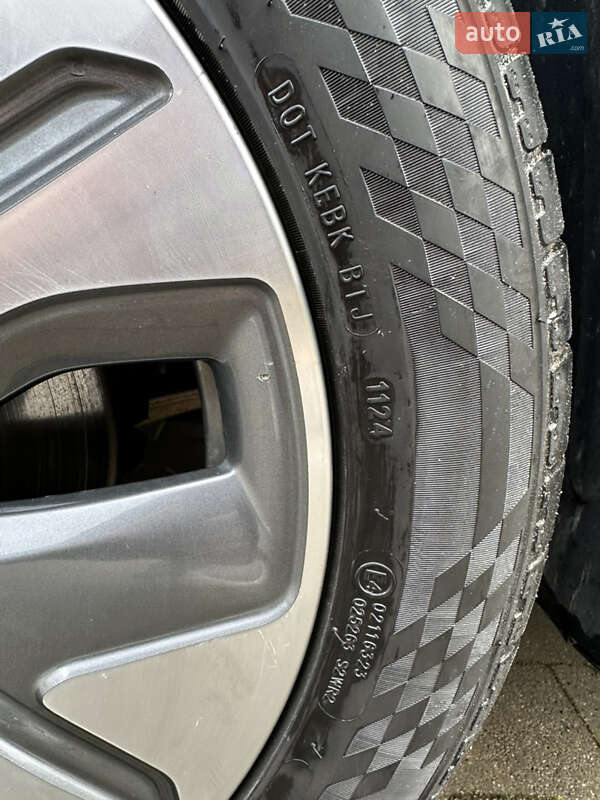 Внедорожник / Кроссовер Kia Niro 2019 в Львове