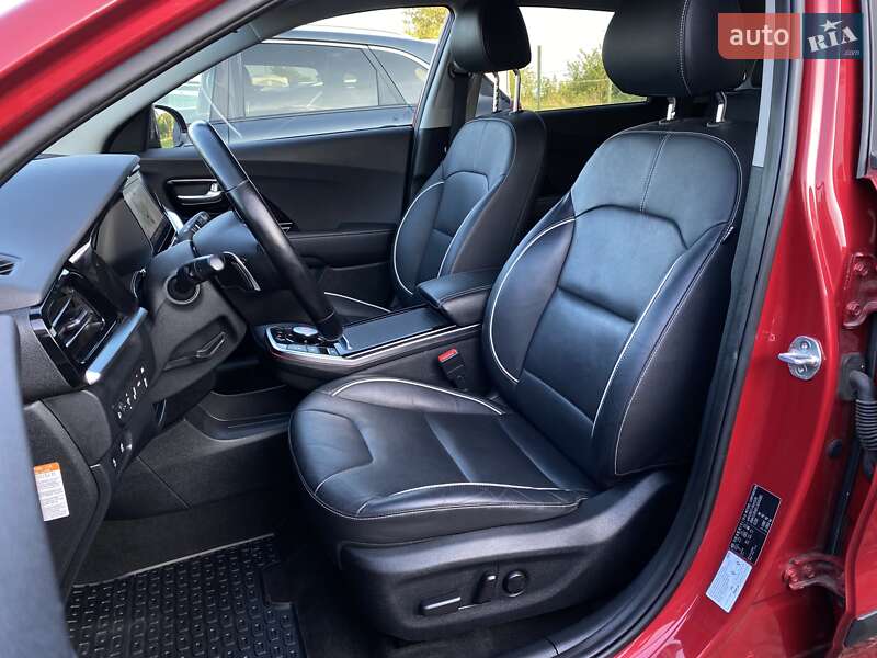 Позашляховик / Кросовер Kia Niro 2020 в Львові фото 23 Позашляховик / Кросовер Kia Niro 2020 в Львові