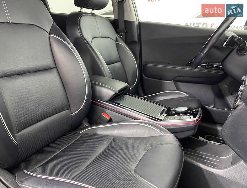 Внедорожник / Кроссовер Kia Niro 2020 в Львове