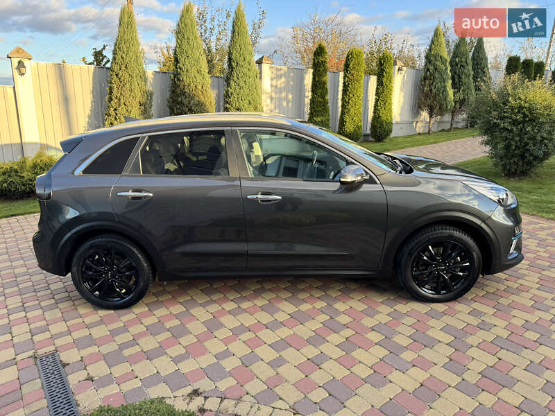 Позашляховик / Кросовер Kia Niro 2021 в Тернополі фото 6 Позашляховик / Кросовер Kia Niro 2021 в Тернополі