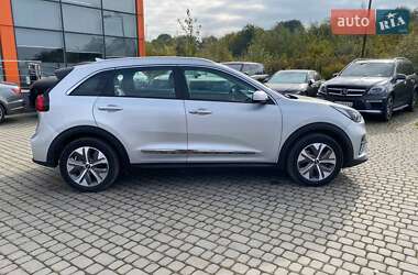 Внедорожник / Кроссовер Kia Niro 2020 в 
