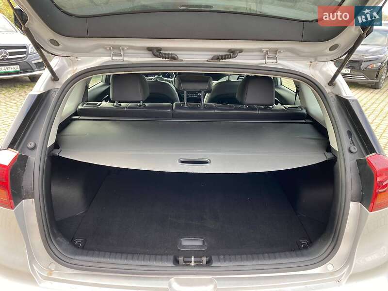 Позашляховик / Кросовер Kia Niro 2020 в Львові фото 27 Позашляховик / Кросовер Kia Niro 2020 в Львові