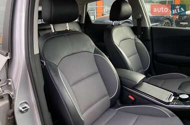 Внедорожник / Кроссовер Kia Niro 2020 в 