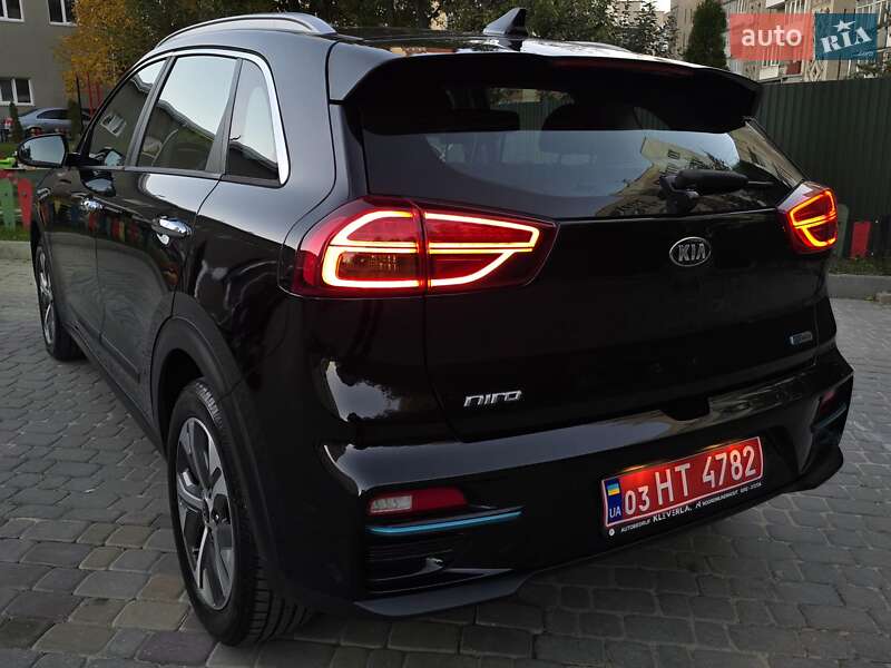 Позашляховик / Кросовер Kia Niro 2021 в Тернополі фото 7 Позашляховик / Кросовер Kia Niro 2021 в Тернополі