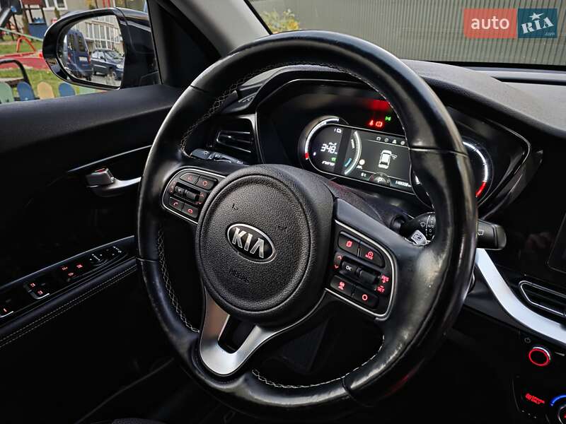 Позашляховик / Кросовер Kia Niro 2021 в Тернополі фото 37 Позашляховик / Кросовер Kia Niro 2021 в Тернополі