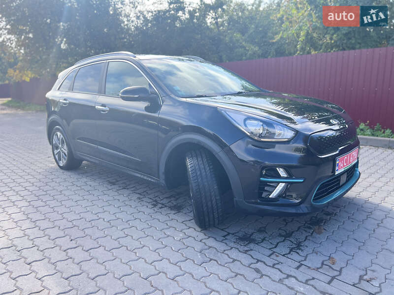 Внедорожник / Кроссовер Kia Niro 2019 в Львове