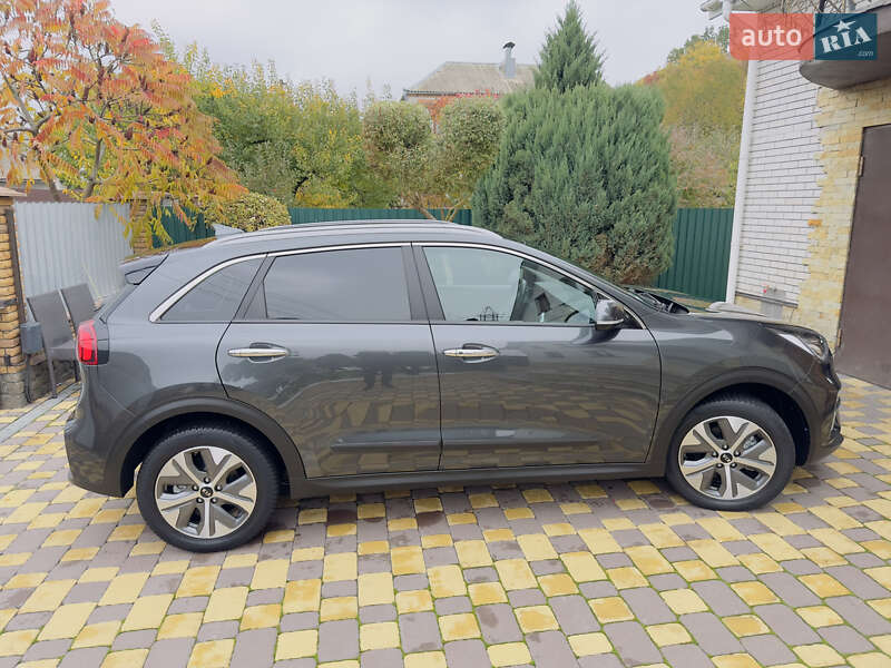 Позашляховик / Кросовер Kia Niro 2021 в Козятині