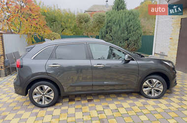 Внедорожник / Кроссовер Kia Niro 2021 в 