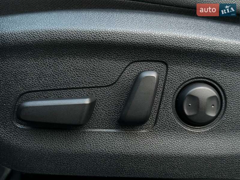 Позашляховик / Кросовер Kia Niro 2020 в Львові фото 3 Позашляховик / Кросовер Kia Niro 2020 в Львові