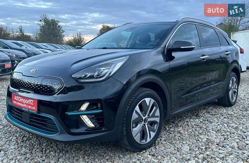 Позашляховик / Кросовер Kia Niro 2020 в Львові фото 23 Позашляховик / Кросовер Kia Niro 2020 в Львові