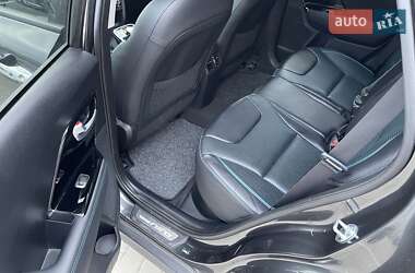 Внедорожник / Кроссовер Kia Niro 2022 в 