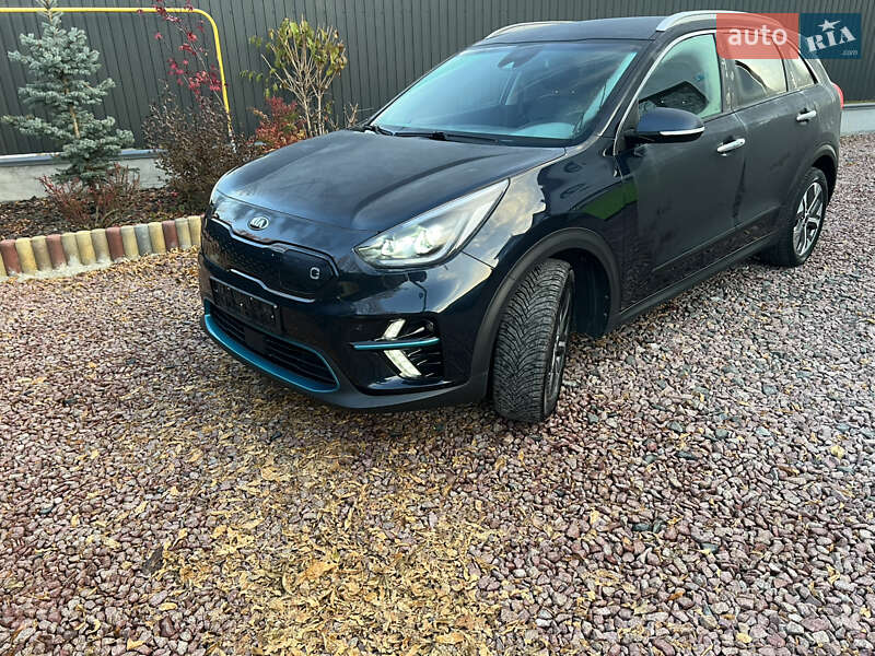 Внедорожник / Кроссовер Kia Niro 2020 в 