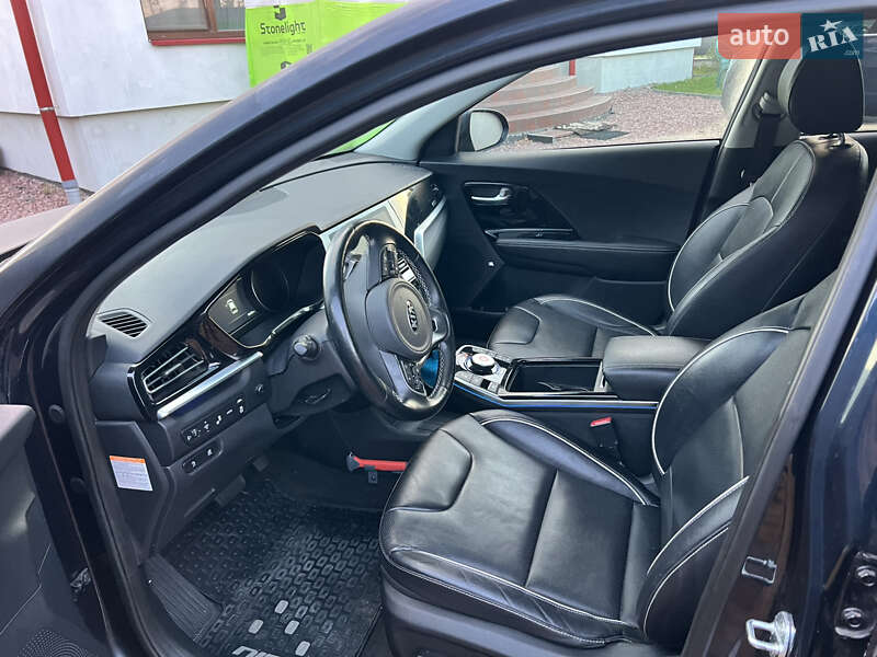 Внедорожник / Кроссовер Kia Niro 2020 в Львове фото 12 Внедорожник / Кроссовер Kia Niro 2020 в Львове