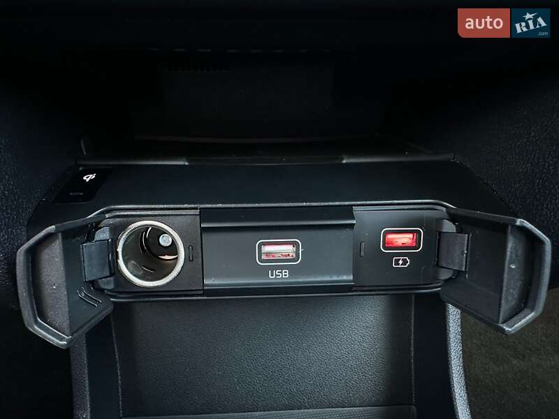 Позашляховик / Кросовер Kia Niro 2021 в Львові