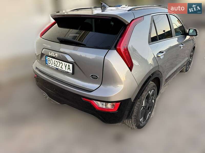 Внедорожник / Кроссовер Kia Niro 2023 в Тернополе